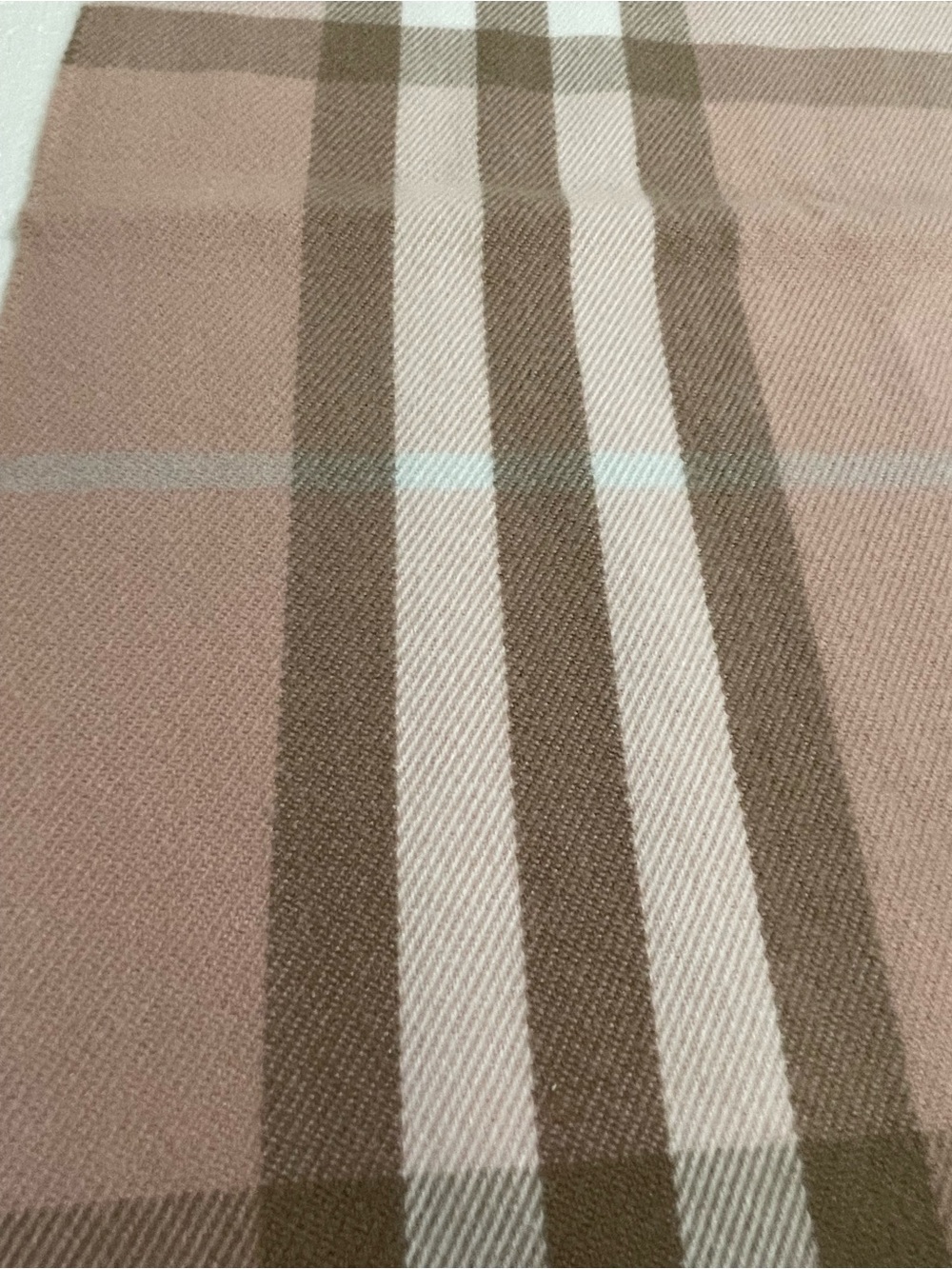 GWP Burberry Check Cashmere Scarf - Picture 2 of 5